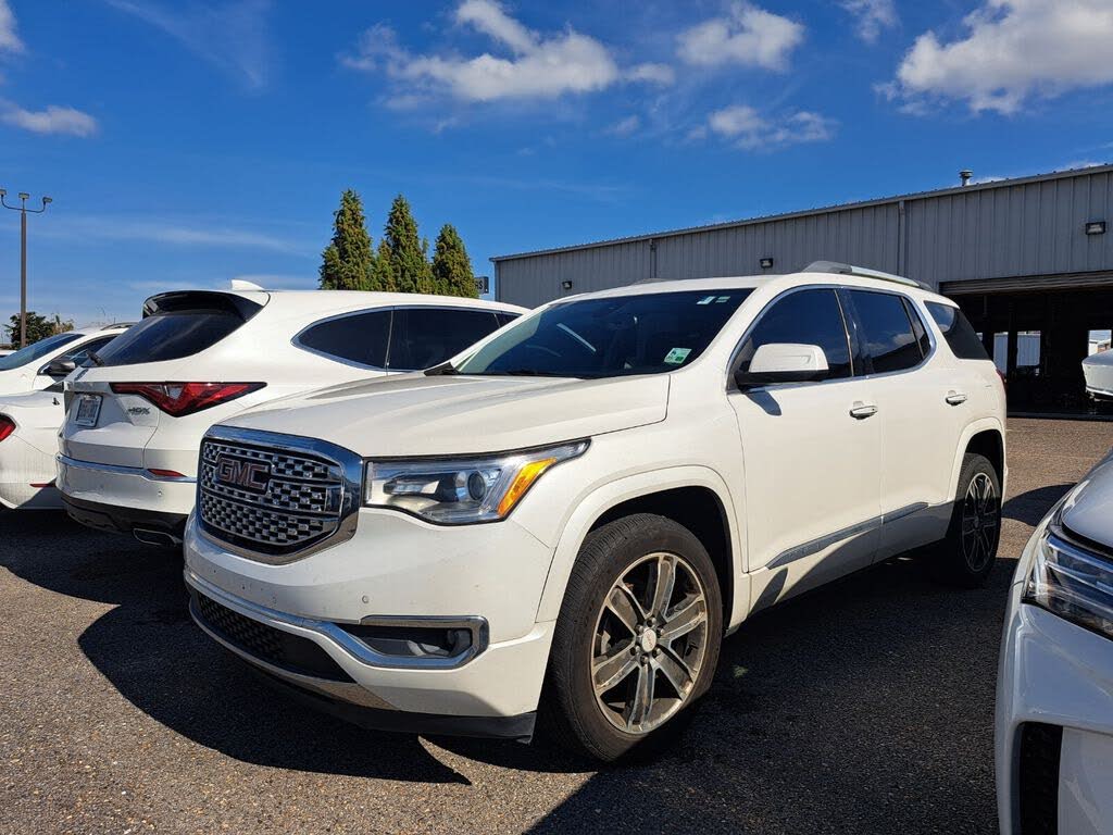 2017 GMC Acadia Denali FWD
