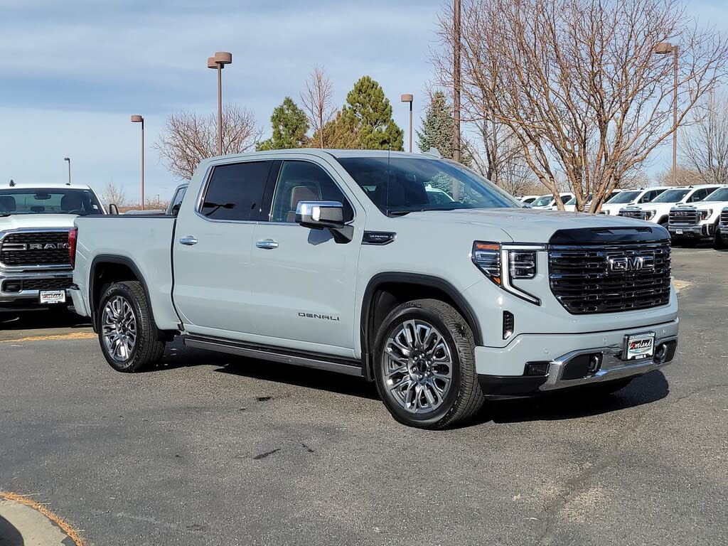 2025 GMC Sierra 1500 Denali Ultimate Crew Cab 4WD