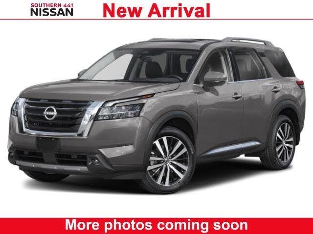 2025 Nissan Pathfinder Platinum FWD