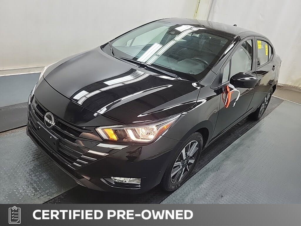 2025 Nissan Versa SV FWD