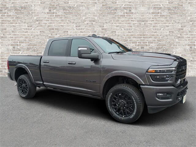 2025 RAM 3500 Limited Crew Cab 4WD