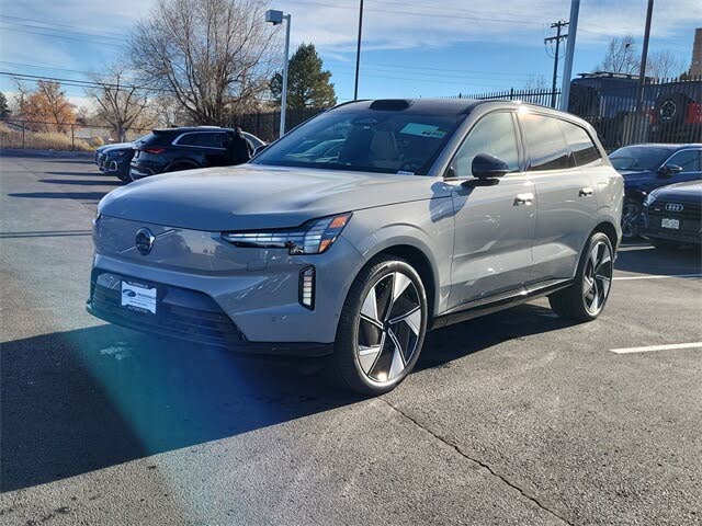 2025 Volvo EX90 Twin Ultra 7-Passenger eAWD