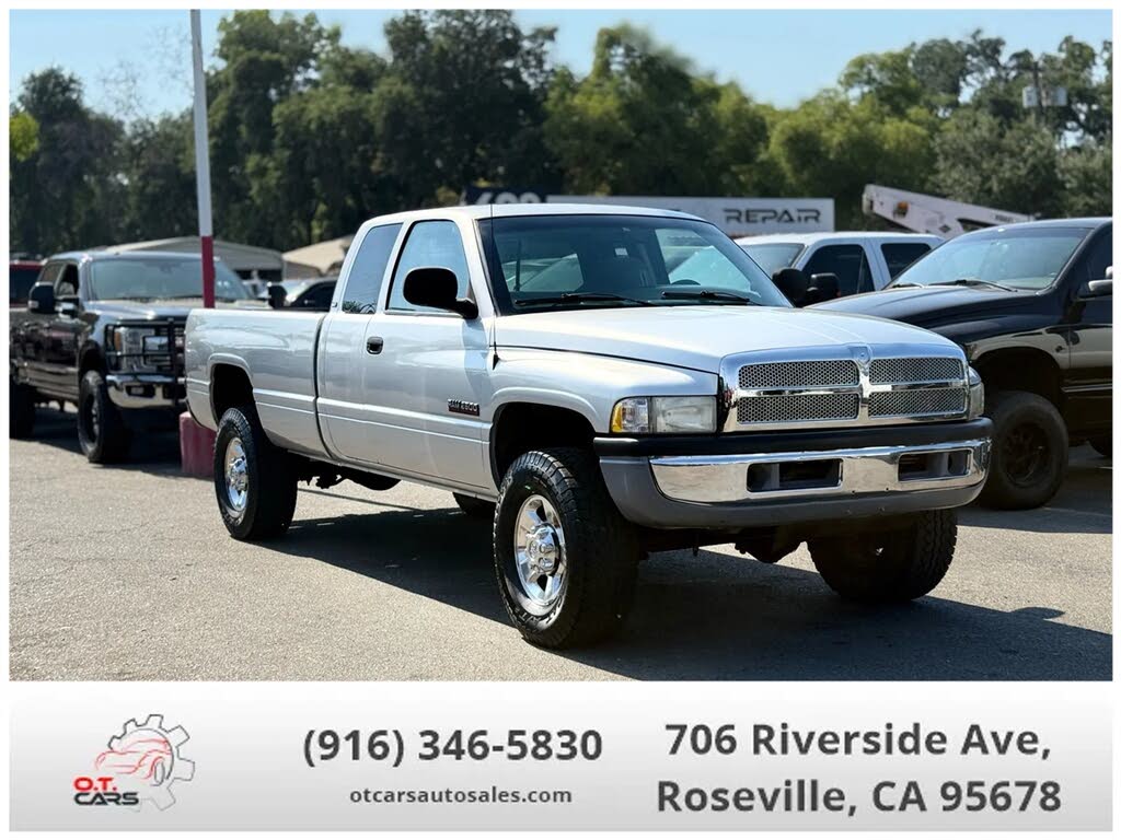 1999 Dodge RAM 2500 ST Club Cab 4WD