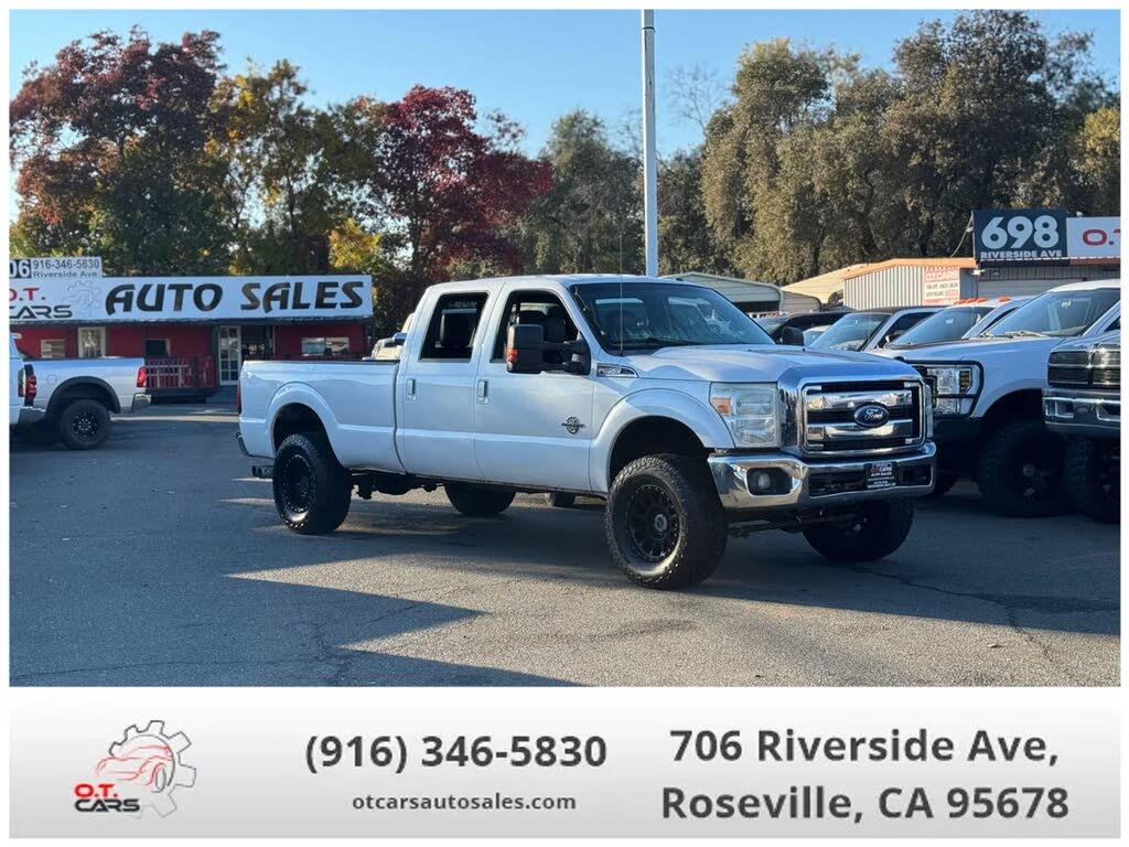 2011 Ford F-350 Super Duty Lariat Crew Cab 4WD