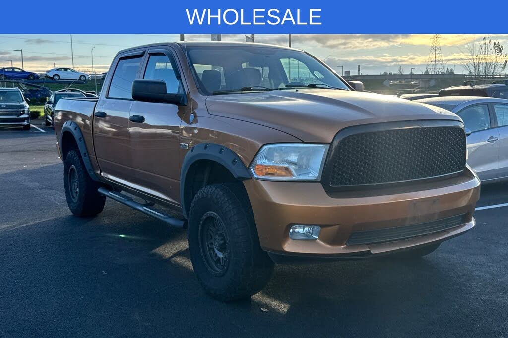 2012 RAM 1500 Express Crew Cab 4WD