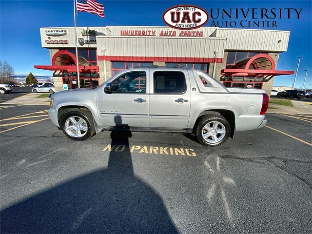 2013 Chevrolet Avalanche LTZ Black Diamond Edition 4WD