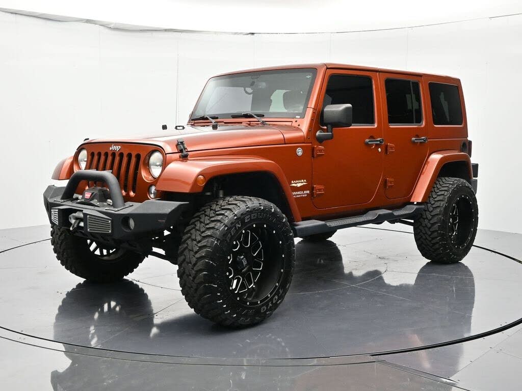 2014 Jeep Wrangler Unlimited Sahara 4WD