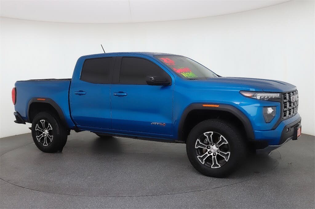 2023 GMC Canyon AT4 Crew Cab 4WD