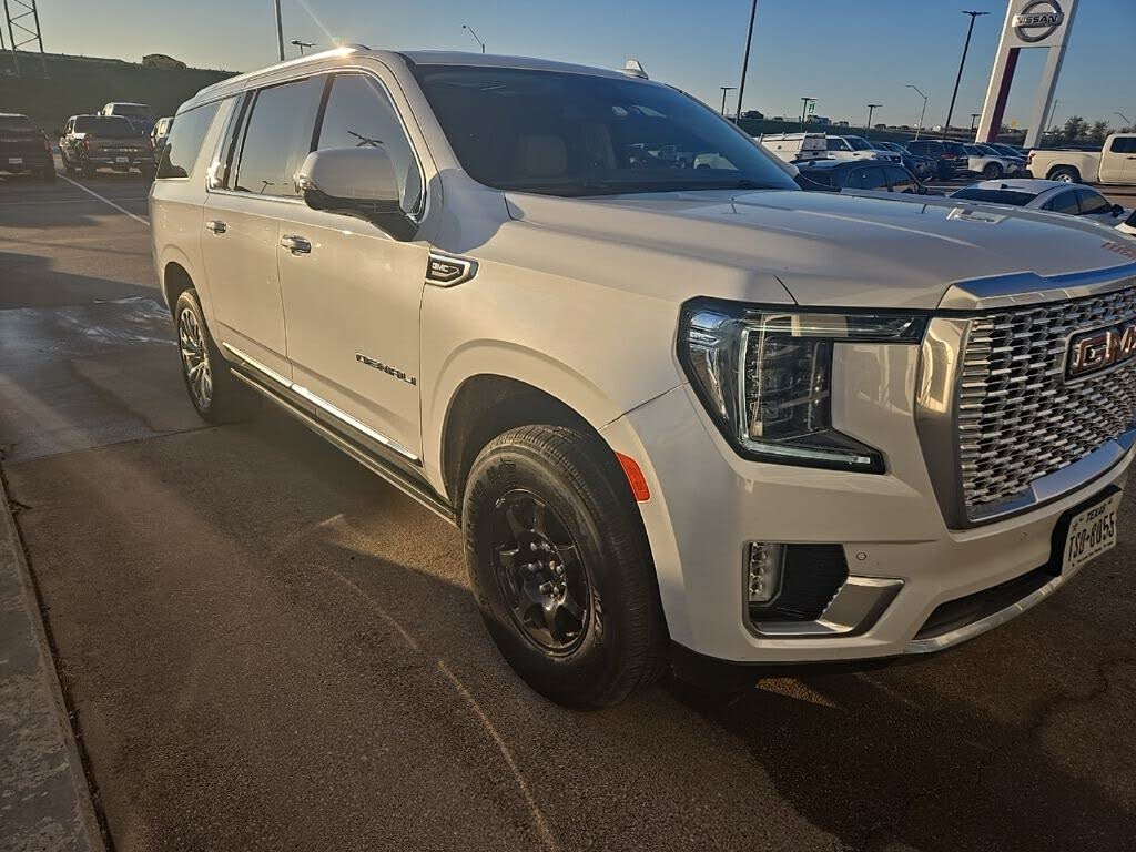 2023 GMC Yukon XL Denali 4WD