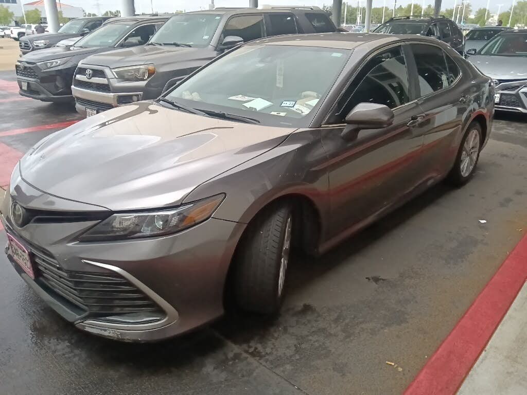 2023 Toyota Camry LE FWD