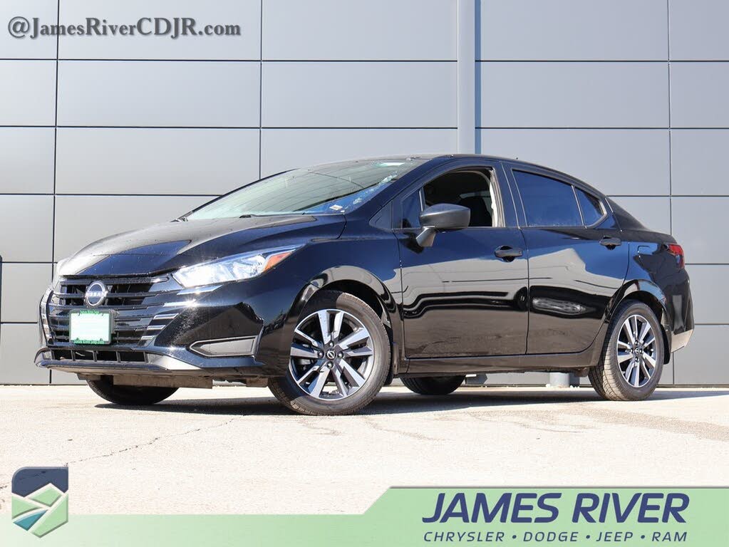 2024 Nissan Versa S FWD