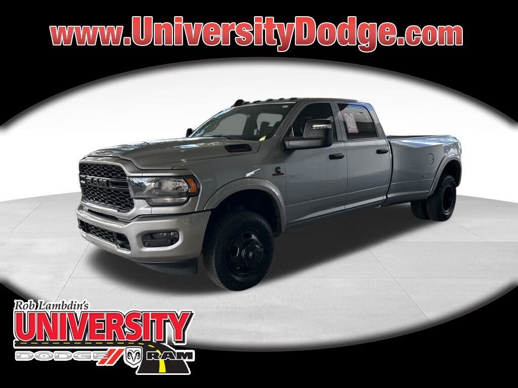 2024 RAM 3500 Tradesman Crew Cab LB DRW 4WD