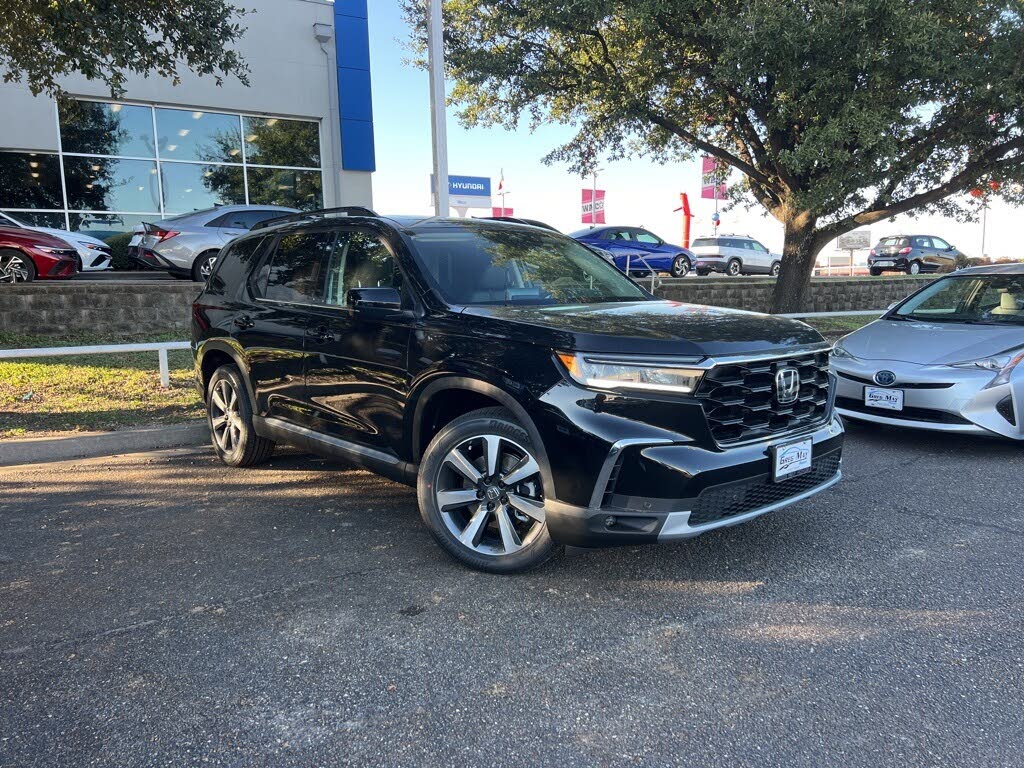 2025 Honda Pilot Touring AWD
