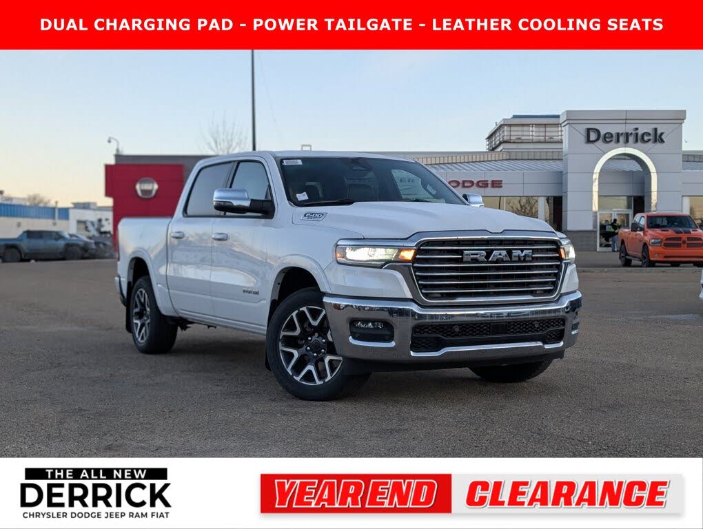 2025 RAM 1500 Laramie Crew Cab 4WD