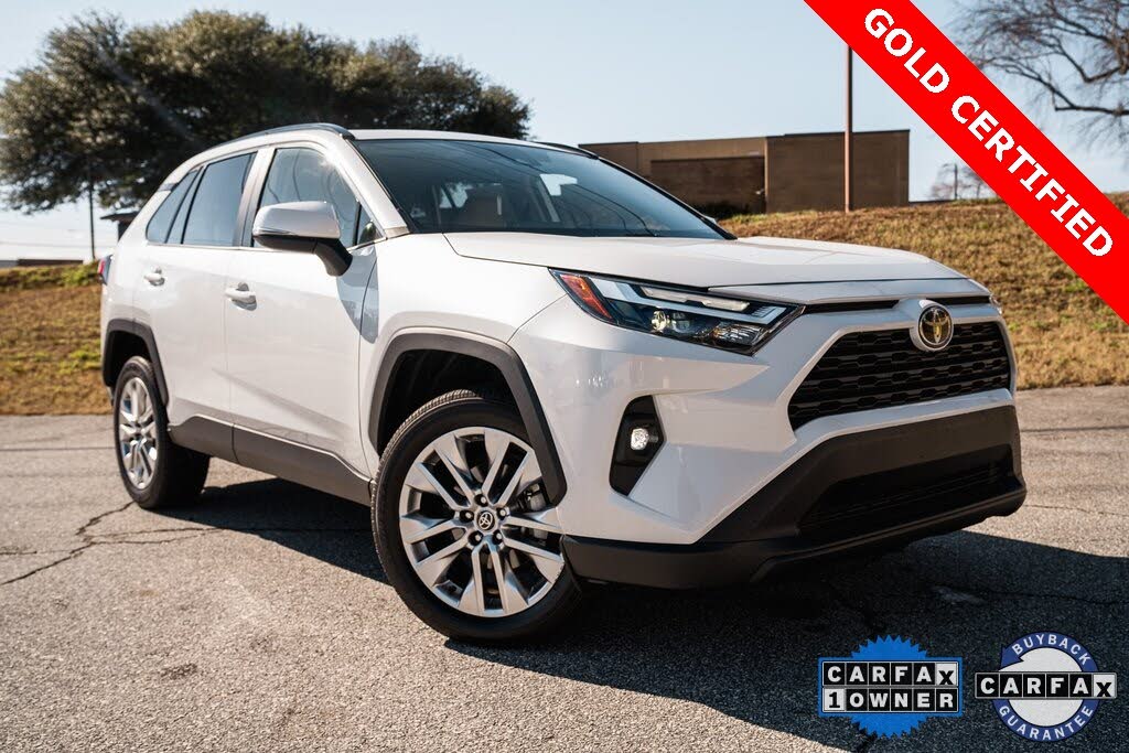 2025 Toyota RAV4 XLE Premium FWD