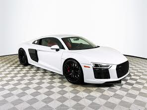 Audi R8 quattro V10 Coupe AWD