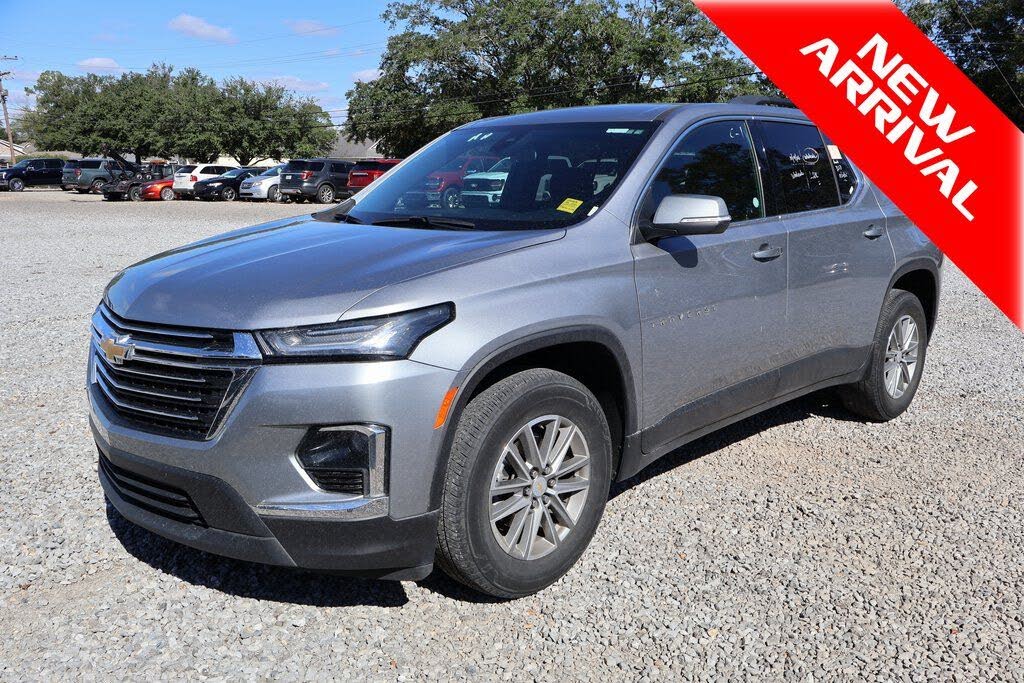 2023 Chevrolet Traverse LT Cloth FWD
