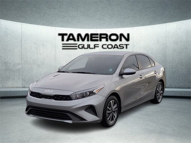 2023 Kia Forte LXS FWD