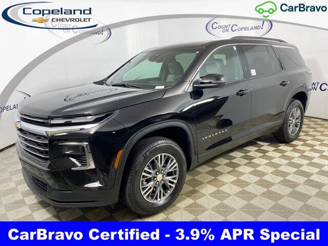 2025 Chevrolet Traverse LT FWD