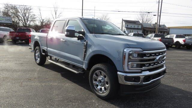 2026 Ford F-350 Super Duty Lariat Crew Cab 4WD