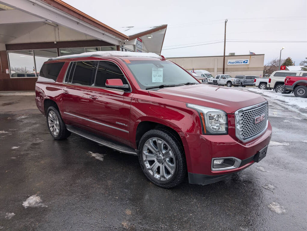 2017 GMC Yukon XL Denali 4WD