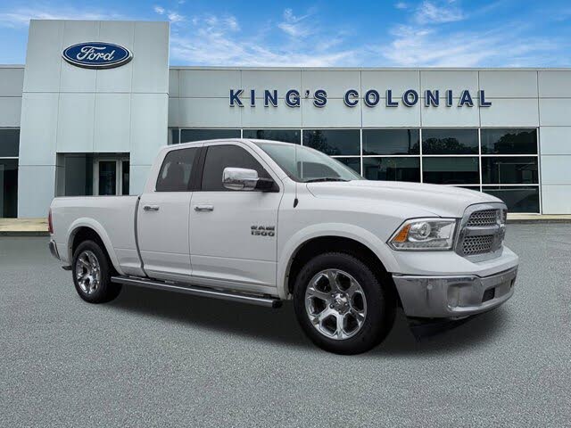 2017 RAM 1500 Laramie Quad Cab RWD