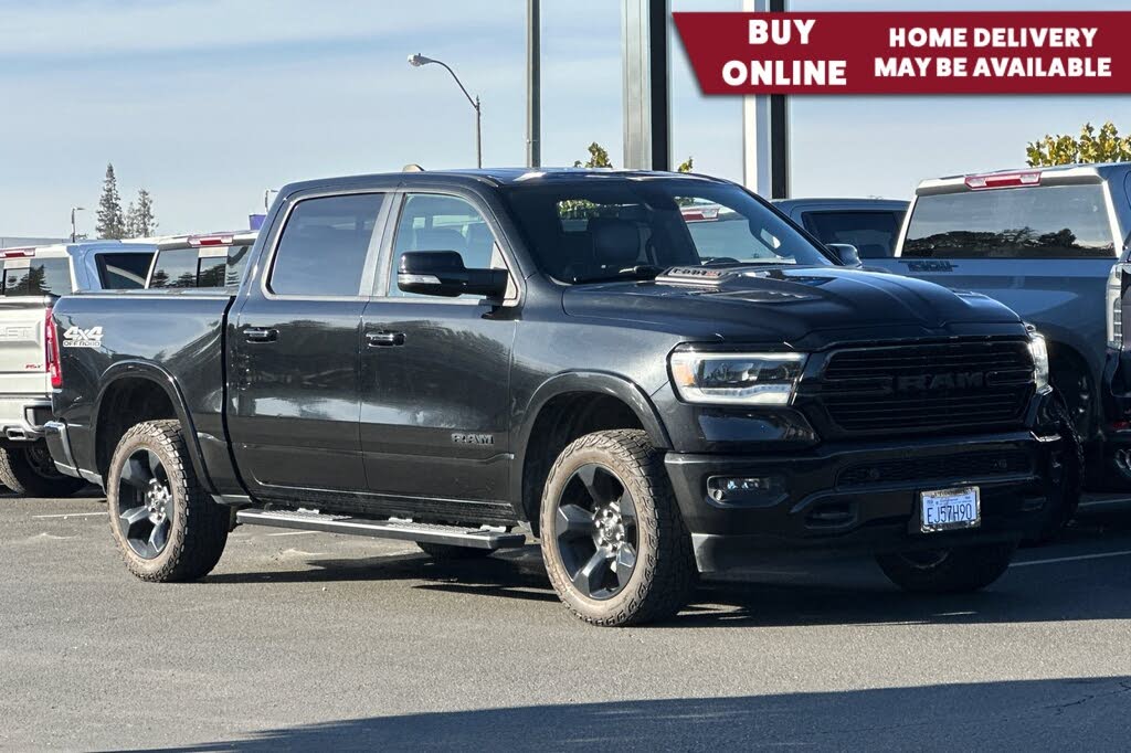 2020 RAM 1500 Laramie Crew Cab 4WD
