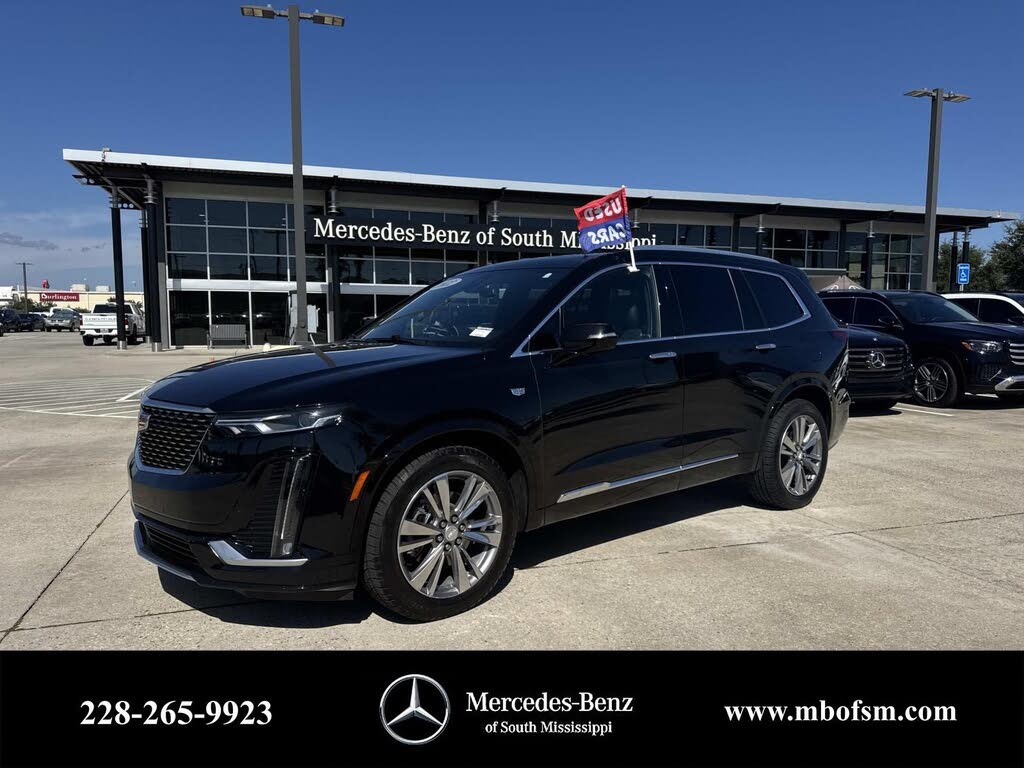 2022 Cadillac XT6 Premium Luxury FWD