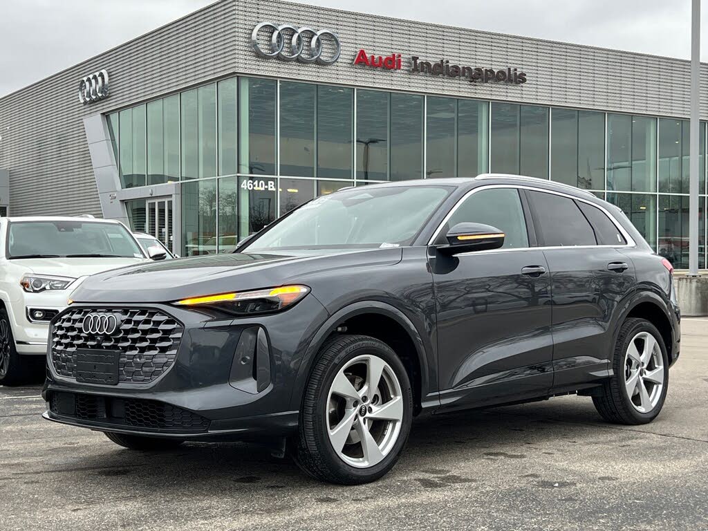 2025 Audi Q5 quattro Premium Plus 40 TFSI