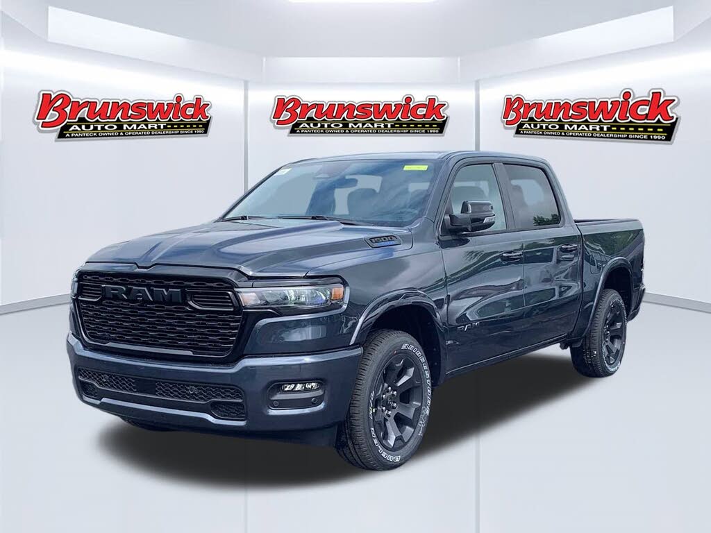 2025 RAM 1500 Big Horn Crew Cab 4WD
