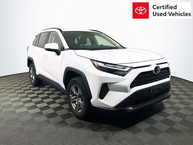 2025 Toyota RAV4 XLE FWD