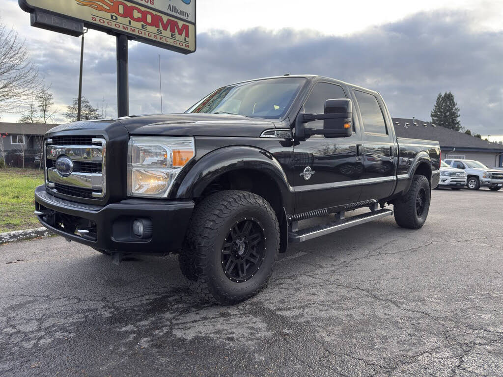 2013 Ford F-250 Super Duty Lariat Crew Cab 4WD