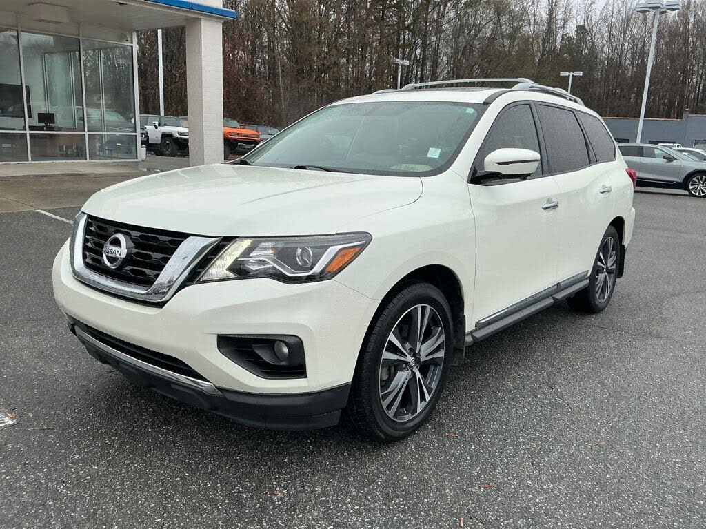 2020 Nissan Pathfinder Platinum FWD