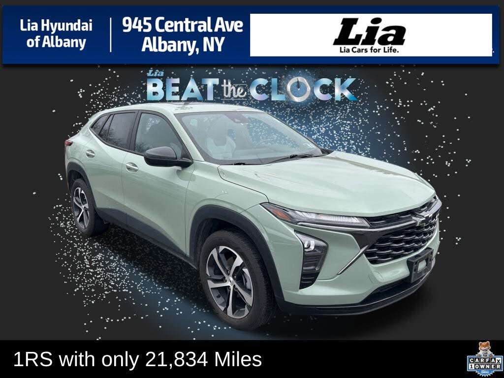 2024 Chevrolet Trax RS with 1RS FWD