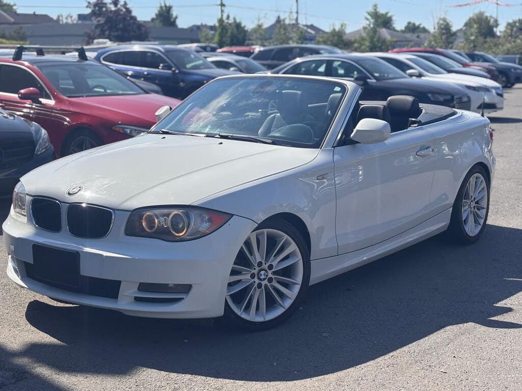 BMW 1 Series 128i Convertible RWD 2011
