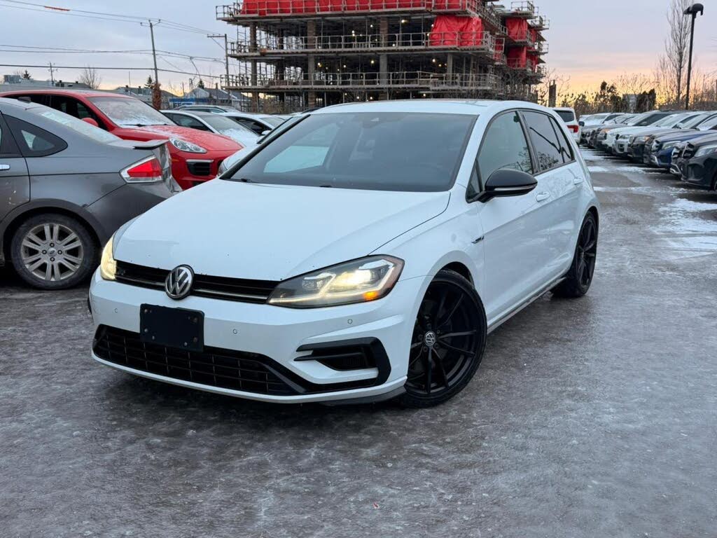 2018 Volkswagen Golf R 4-Door AWD
