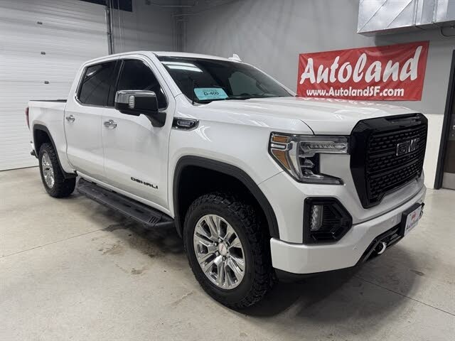 2020 GMC Sierra 1500 Denali Crew Cab 4WD