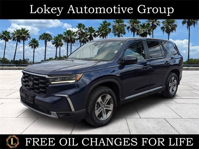 2024 Honda Pilot EX-L FWD with Captains Chairs