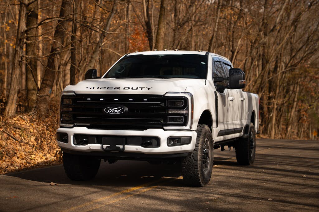 2025 Ford F-250 Super Duty Platinum Crew Cab 4WD