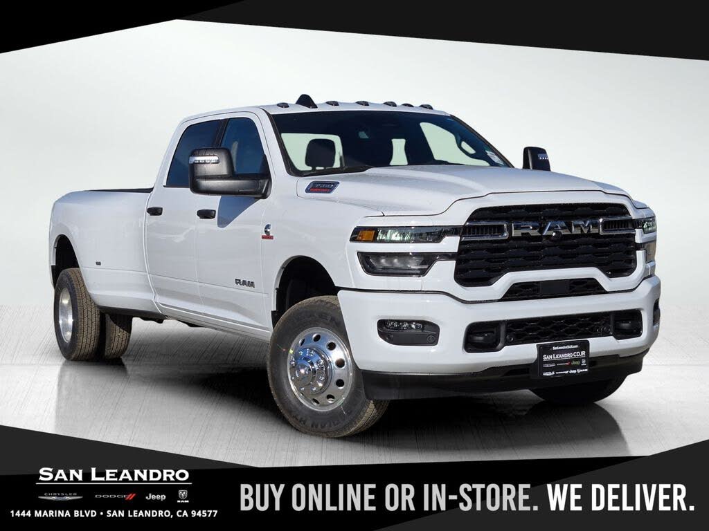 2026 RAM 3500 Big Horn Crew Cab LB DRW 4WD