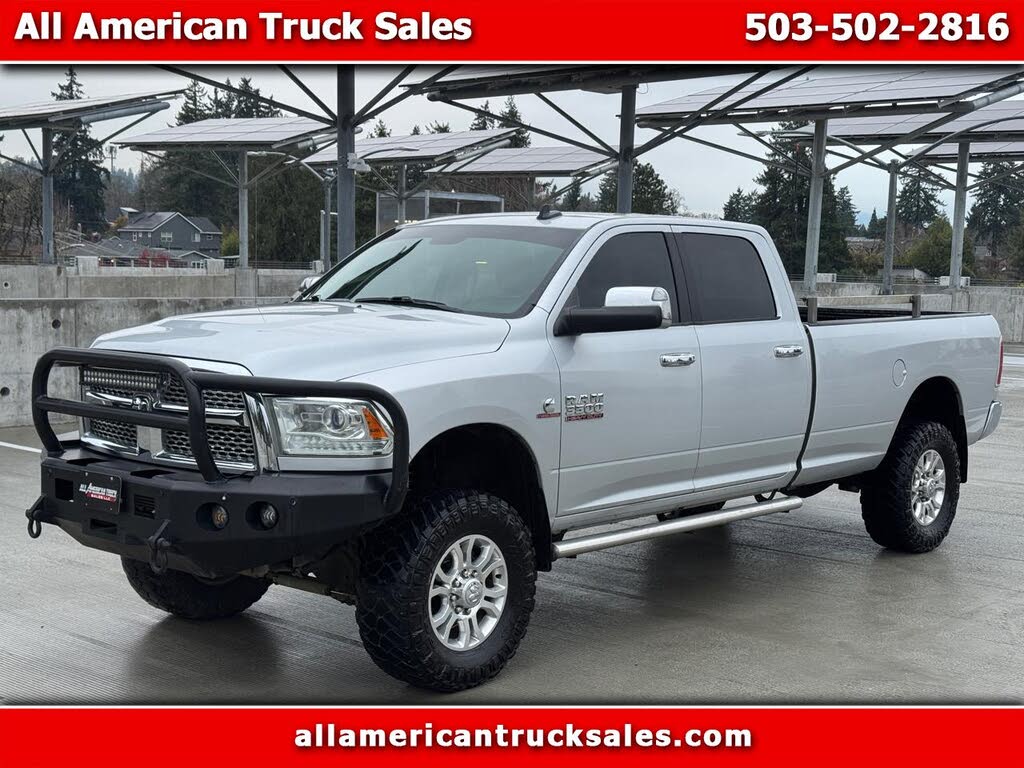 2017 RAM 3500 Laramie Crew Cab LB 4WD