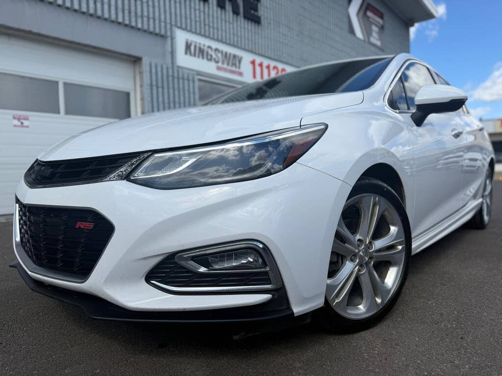 2018 Chevrolet Cruze Premier Hatchback FWD