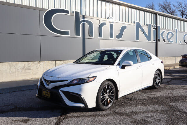 2023 Toyota Camry SE FWD