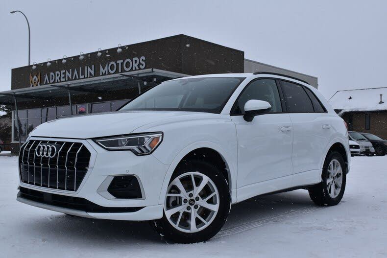 2025 Audi Q3 quattro Premium 40 TFSI