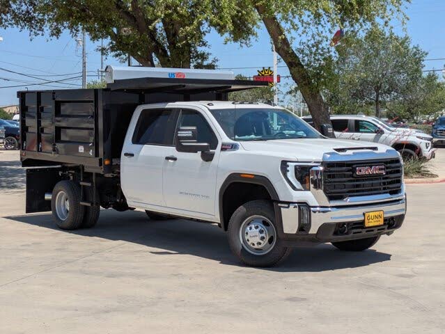2025 GMC Sierra 3500HD Chassis Pro Crew Cab RWD