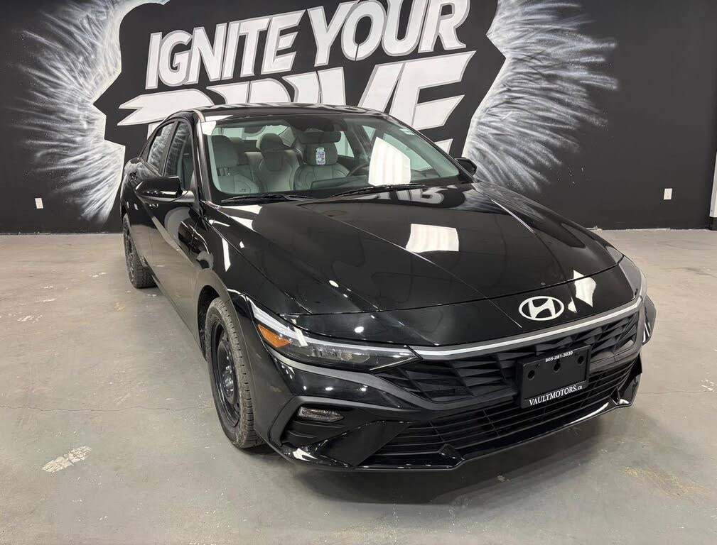 2025 Hyundai Elantra Preferred FWD