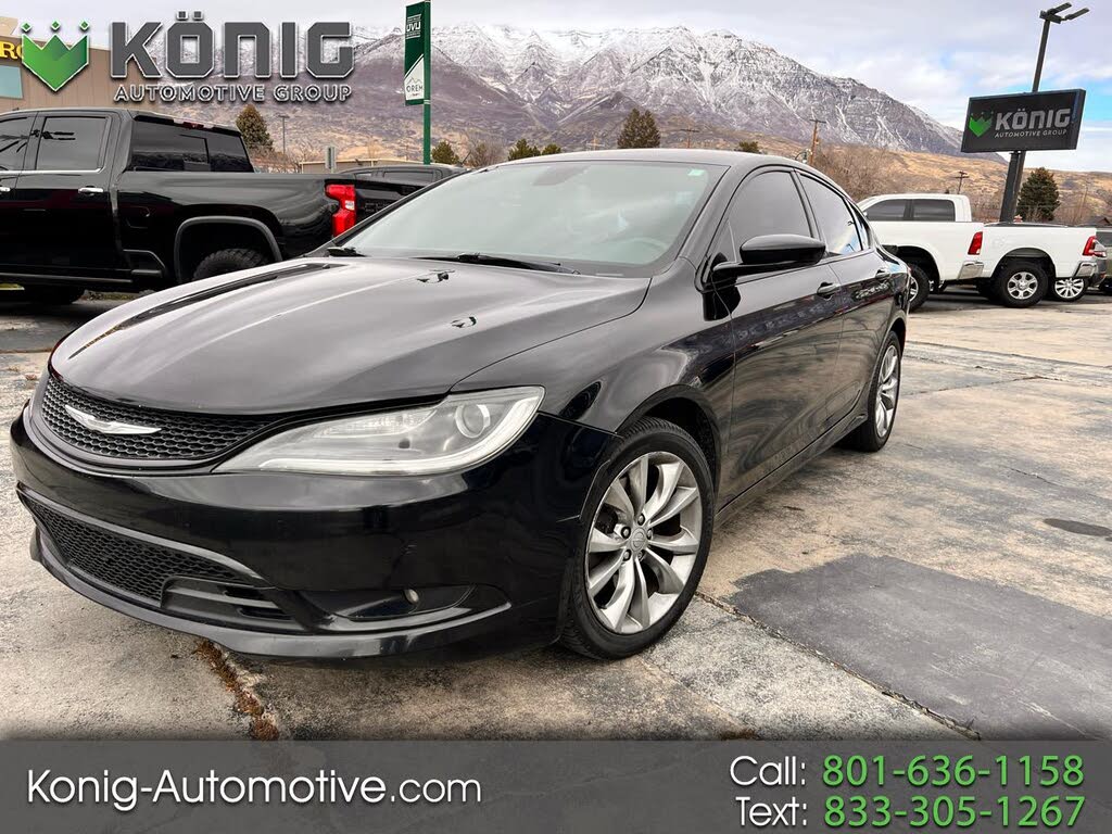 2016 Chrysler 200 S Sedan AWD