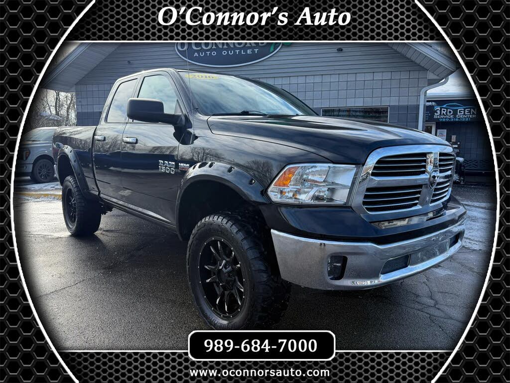 2016 RAM 1500 SLT Quad Cab 4WD