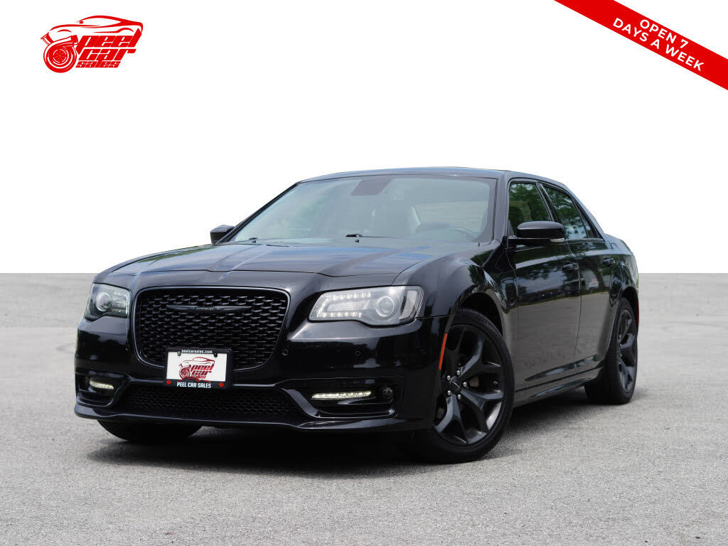 2022 Chrysler 300 Touring L RWD