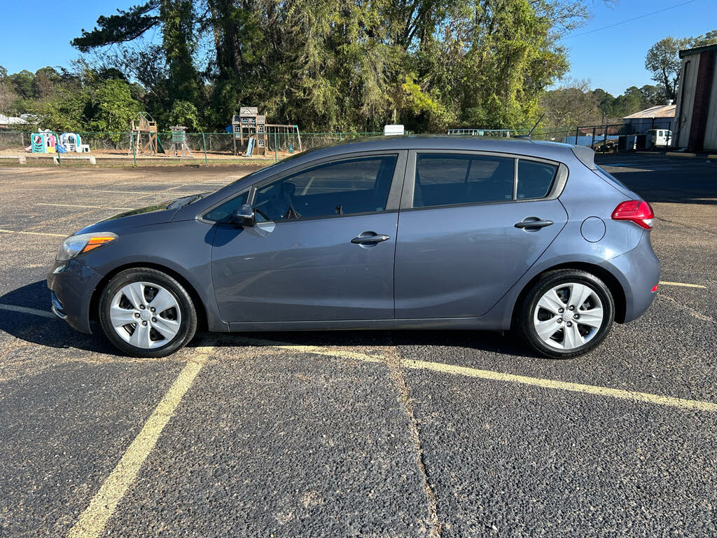 2016 Kia Forte5 LX